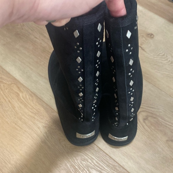Women’s UGG Joplin 5544 Suede Black Studded Boots. Size 10. NWOT. No box - Picture 2 of 12